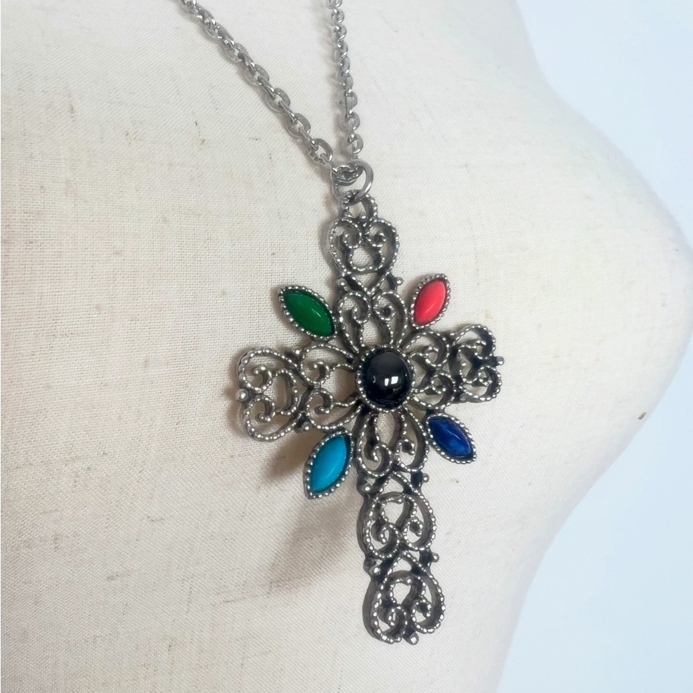 1972 70s Vintage AVON Romanesque Silver Filigree Cabochon Cross Pendant Necklace